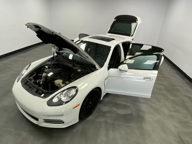 2014 Porsche Panamera 4