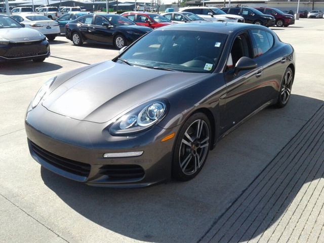 2014 Porsche Panamera 