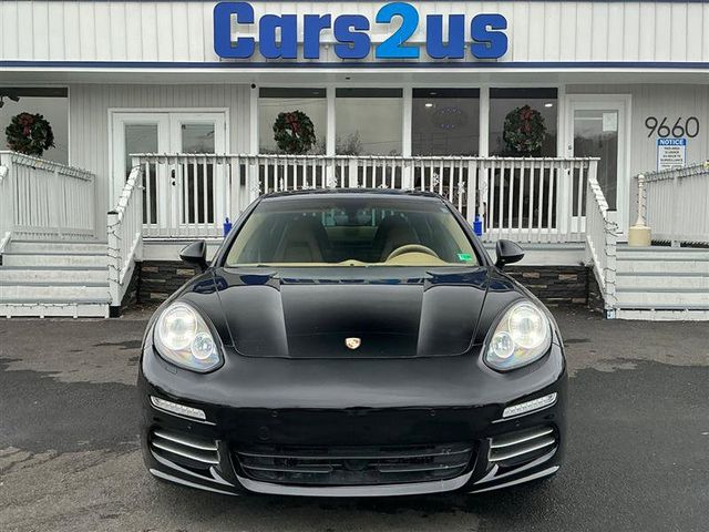 2014 Porsche Panamera 