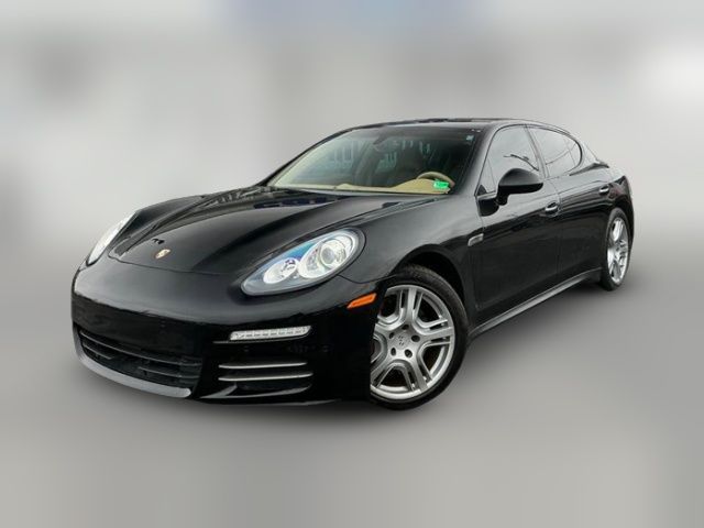 2014 Porsche Panamera 