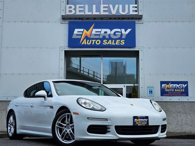 2014 Porsche Panamera Base