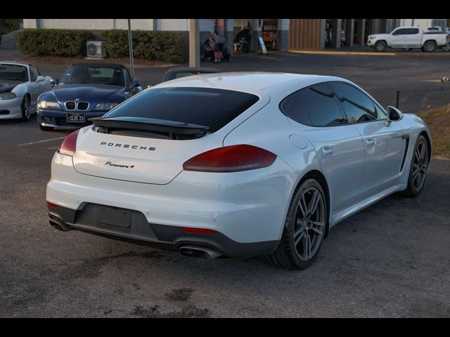 2014 Porsche Panamera 4