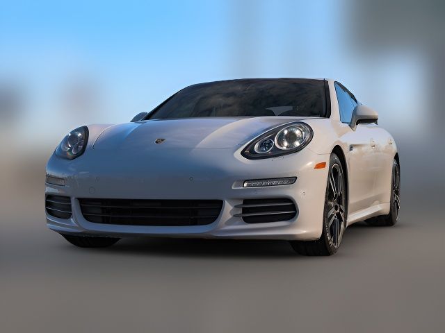 2014 Porsche Panamera 4