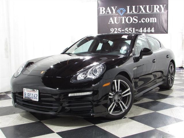 2014 Porsche Panamera Base