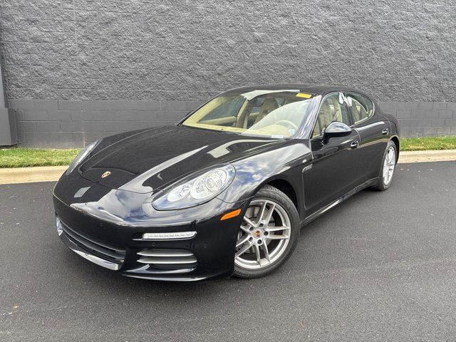 2014 Porsche Panamera Base