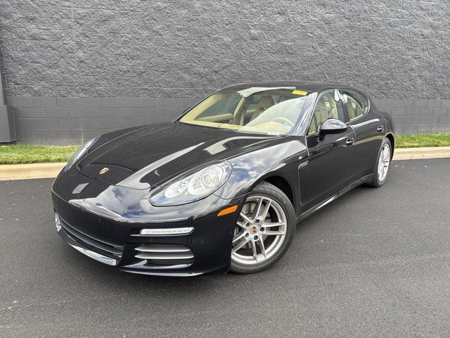 2014 Porsche Panamera Base