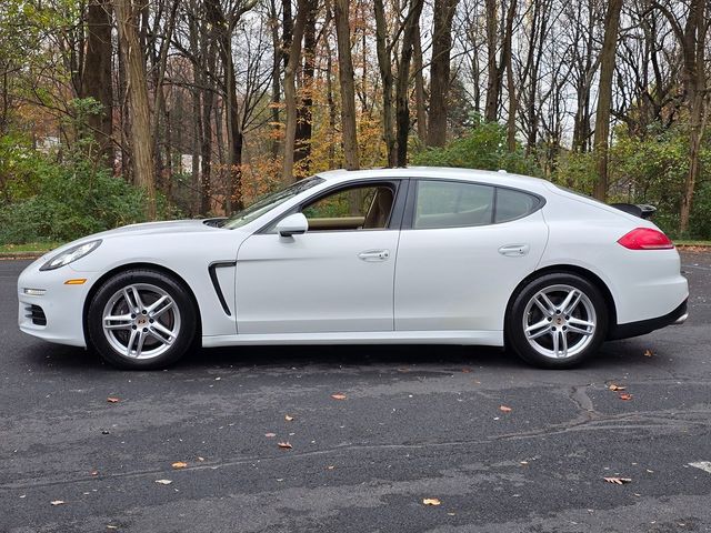 2014 Porsche Panamera Base