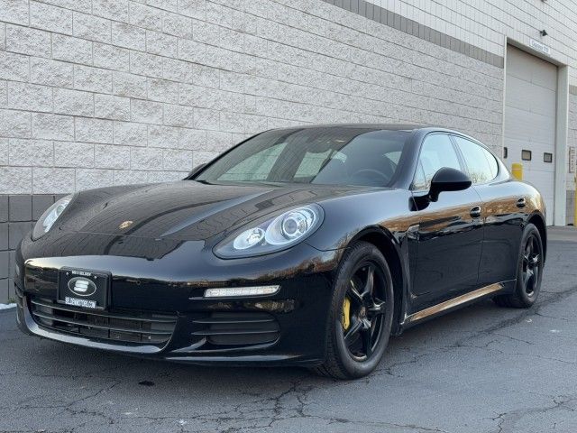 2014 Porsche Panamera Base