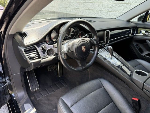 2014 Porsche Panamera Base