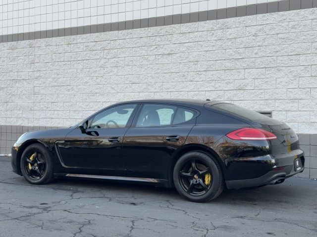 2014 Porsche Panamera Base