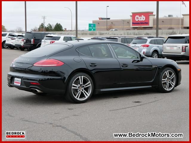 2014 Porsche Panamera Base