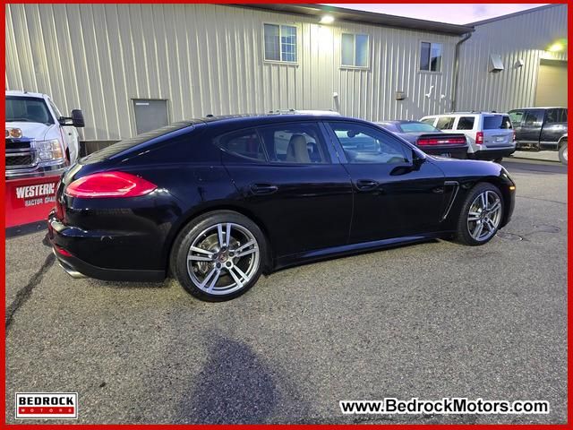 2014 Porsche Panamera Base