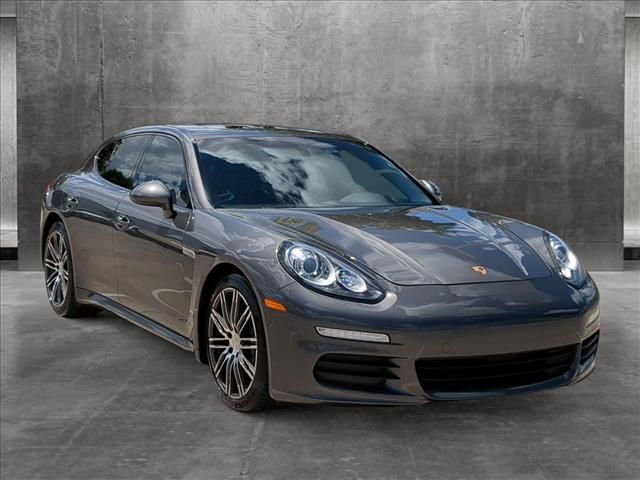 2014 Porsche Panamera Base