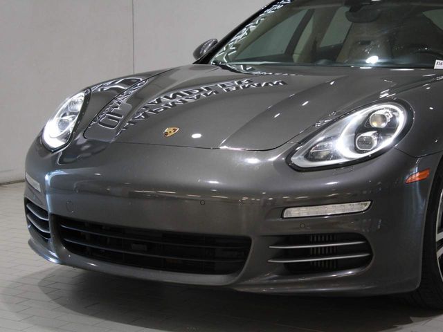 2014 Porsche Panamera 