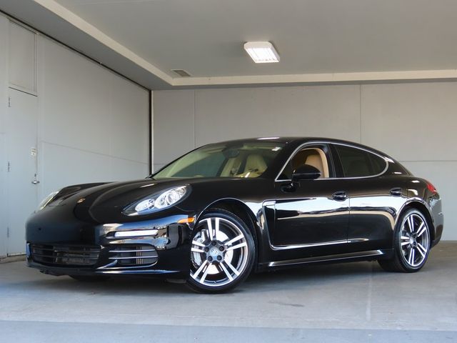 2014 Porsche Panamera 4S