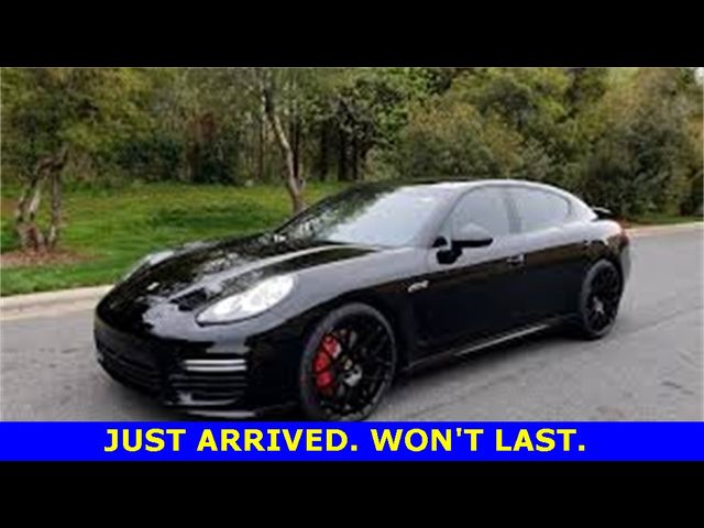 2014 Porsche Panamera 