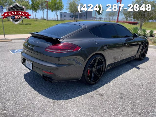 2014 Porsche Panamera GTS