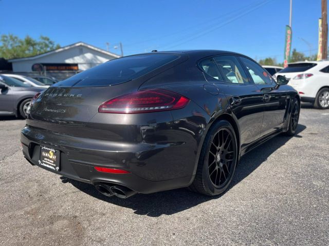 2014 Porsche Panamera GTS