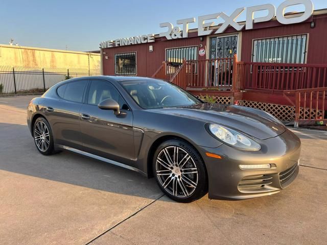 2014 Porsche Panamera 4