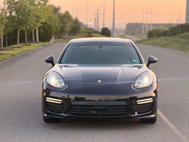 2014 Porsche Panamera Turbo