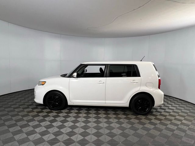 2014 Scion xB Base