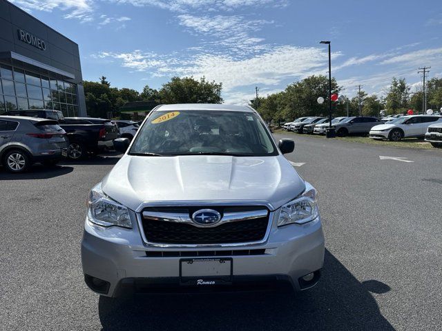 2014 Subaru Forester 2.5i