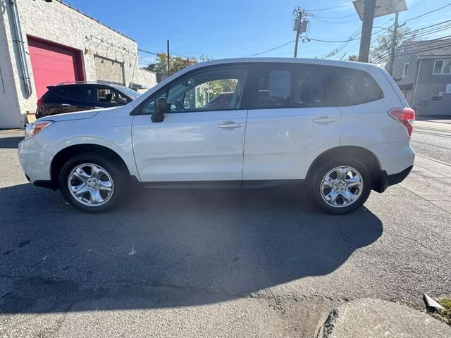 2014 Subaru Forester 2.5i