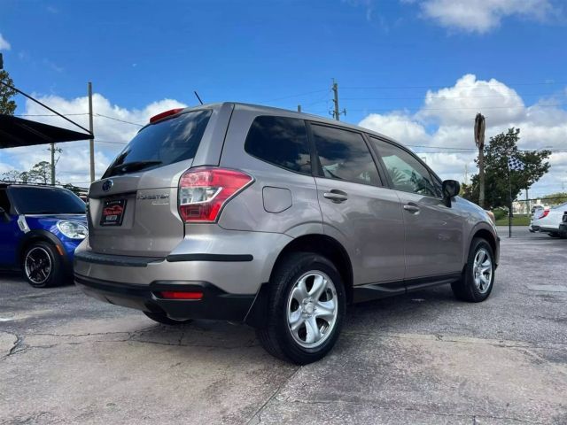 2014 Subaru Forester 2.5i