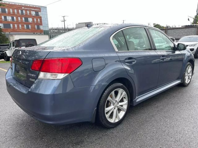 2014 Subaru Legacy 2.5i Premium