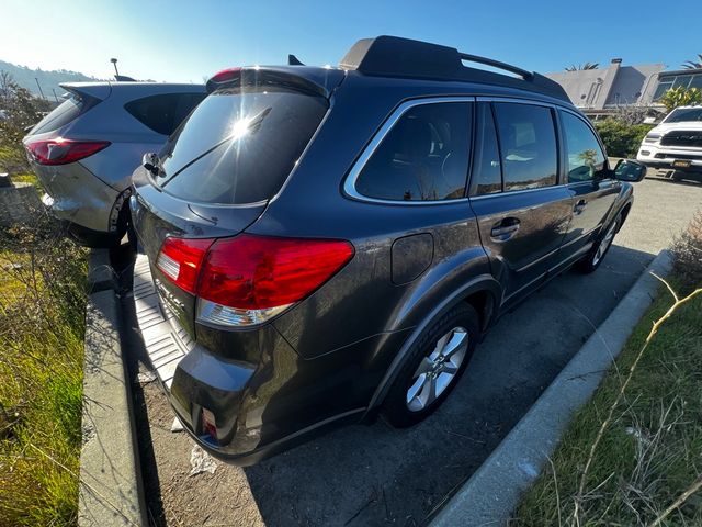 2014 Subaru Outback 2.5i Limited