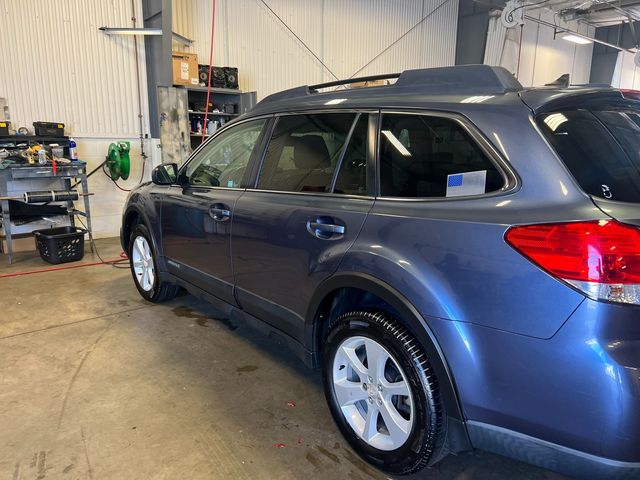 2014 Subaru Outback 2.5i Premium