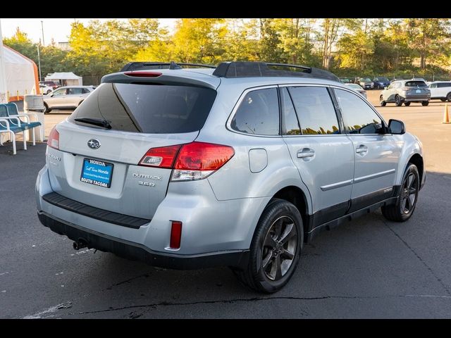 2014 Subaru Outback 3.6R Limited