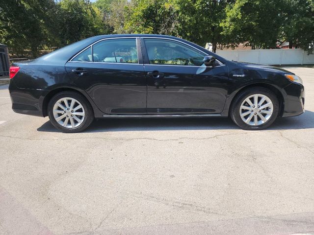 2014 Toyota Camry Hybrid XLE