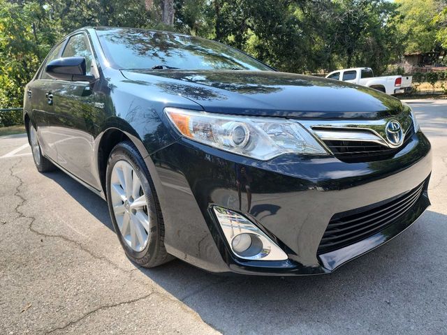2014 Toyota Camry Hybrid XLE