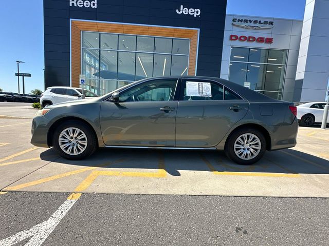 2014 Toyota Camry LE