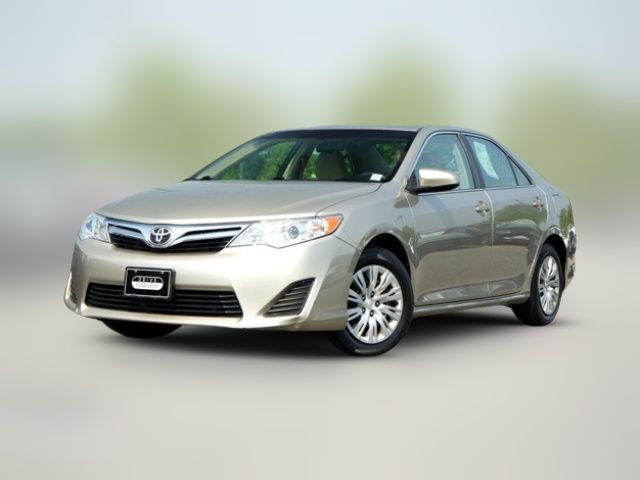 2014 Toyota Camry LE