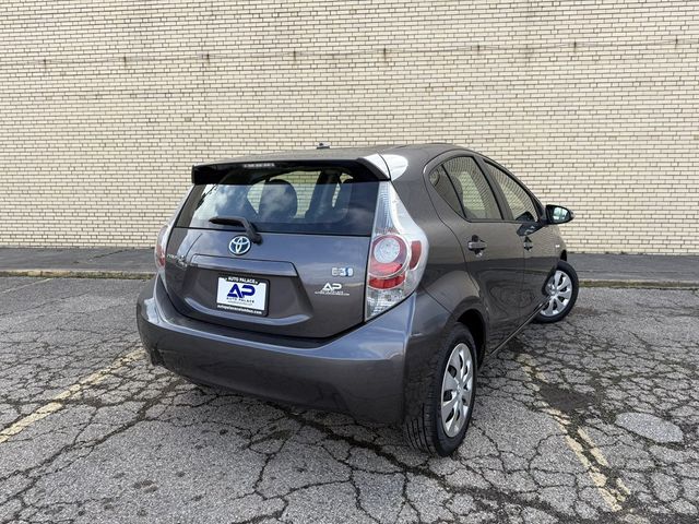 2014 Toyota Prius c 