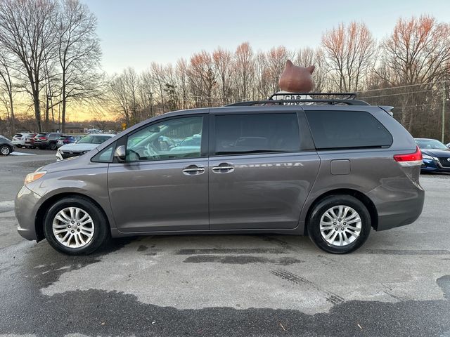 2014 Toyota Sienna 