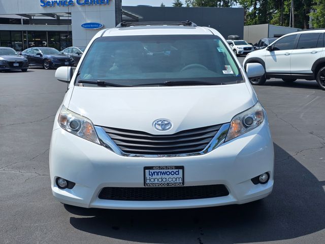 2014 Toyota Sienna 