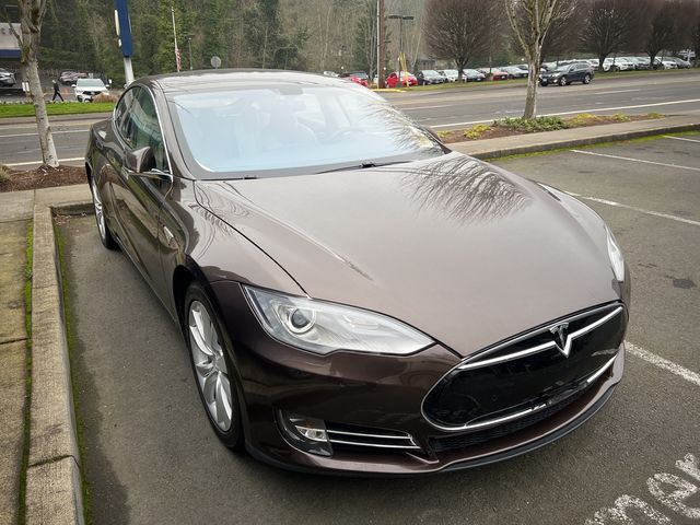 2014 Tesla Model S 