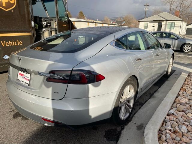 2014 Tesla Model S 85