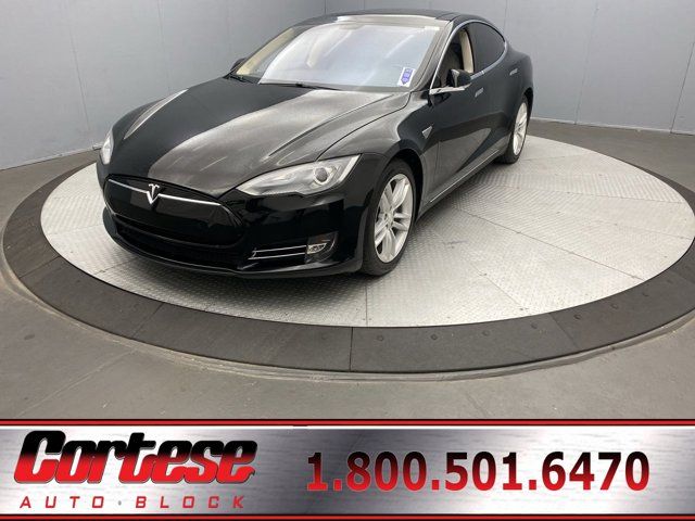 2014 Tesla Model S 