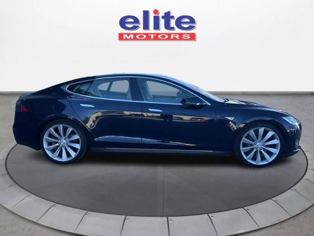 2014 Tesla Model S P85