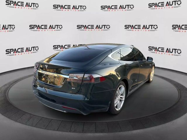 2014 Tesla Model S P85