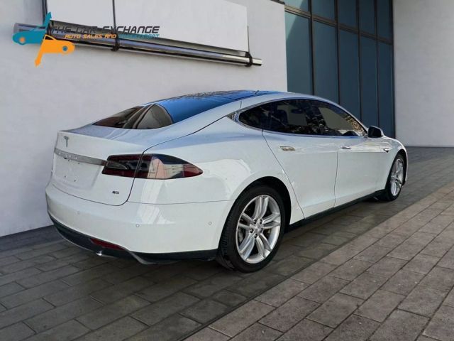 2014 Tesla Model S P85