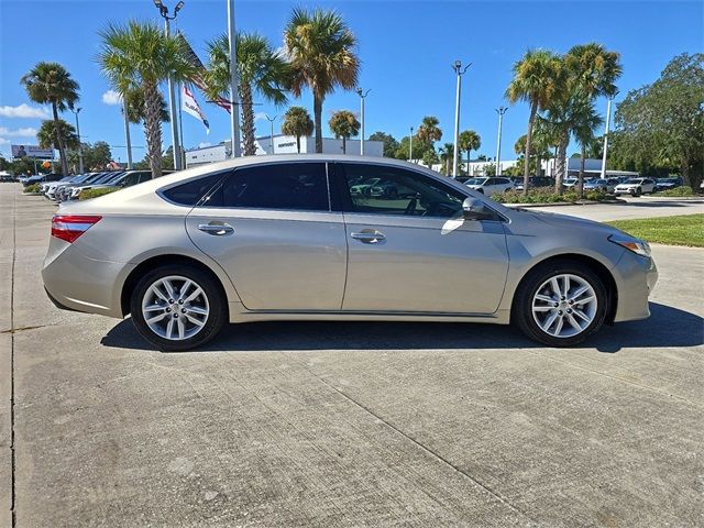 2014 Toyota Avalon XLE