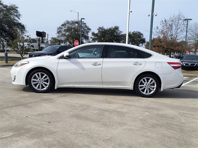 2014 Toyota Avalon XLE