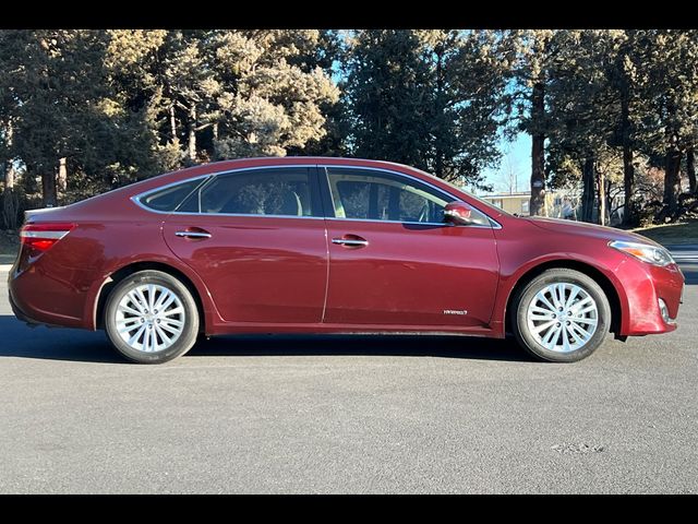 2014 Toyota Avalon Hybrid 