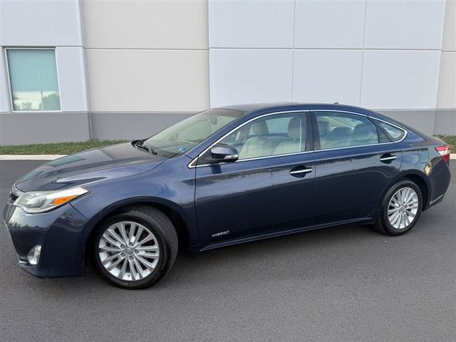 2014 Toyota Avalon Hybrid 
