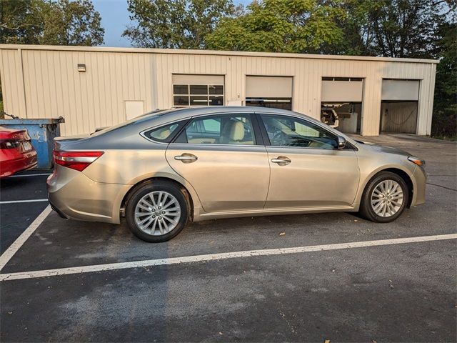 2014 Toyota Avalon Hybrid XLE Touring